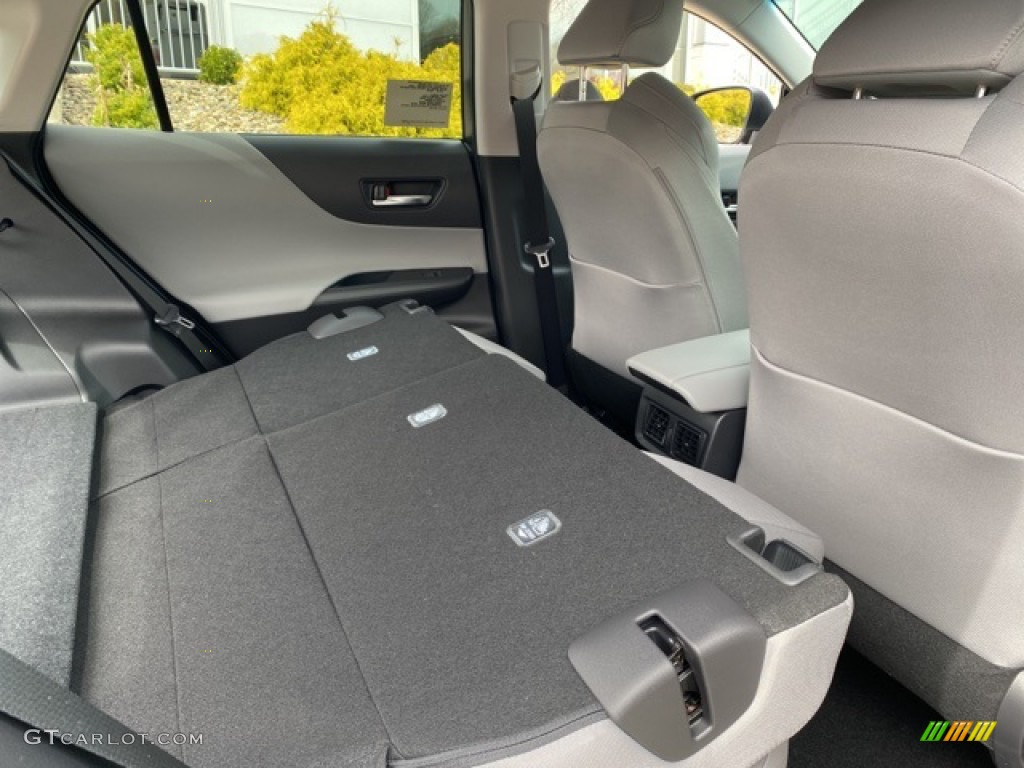 2021 Venza Hybrid LE AWD - Titanium Glow / Boulder photo #27