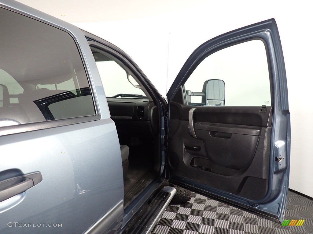 2014 Silverado 2500HD LT Crew Cab 4x4 - Graystone Metallic / Ebony photo #34