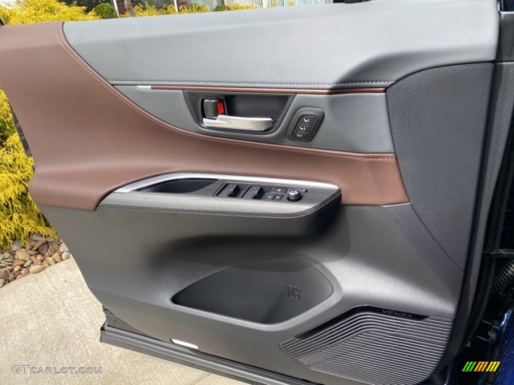 2021 Venza Hybrid Limited AWD - Blueprint / Black photo #21