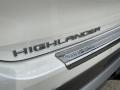 2021 Toyota Highlander Platinum AWD Badge and Logo Photo