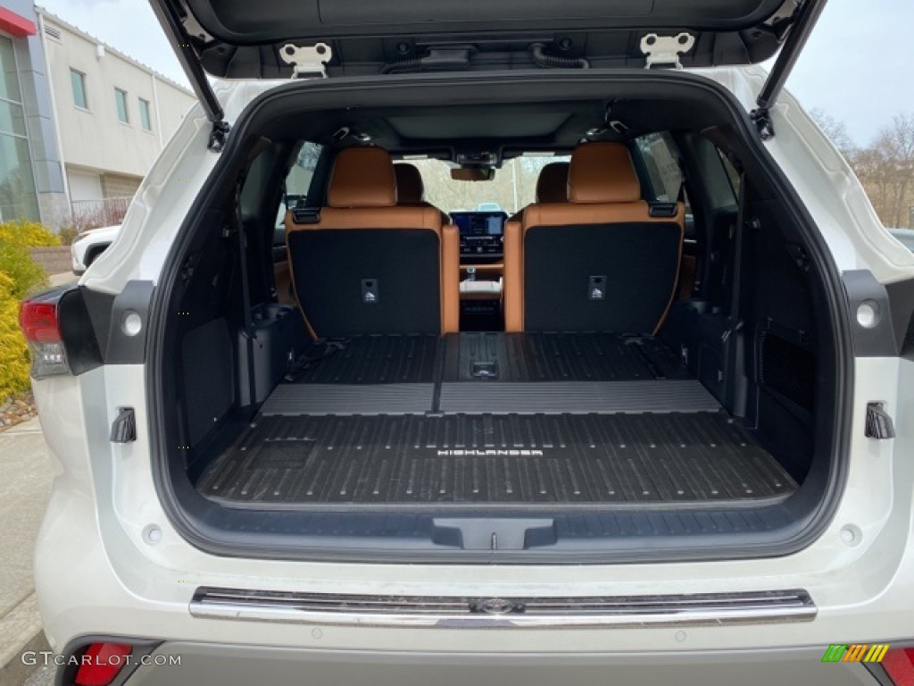2021 Toyota Highlander Platinum AWD Trunk Photo #141491639