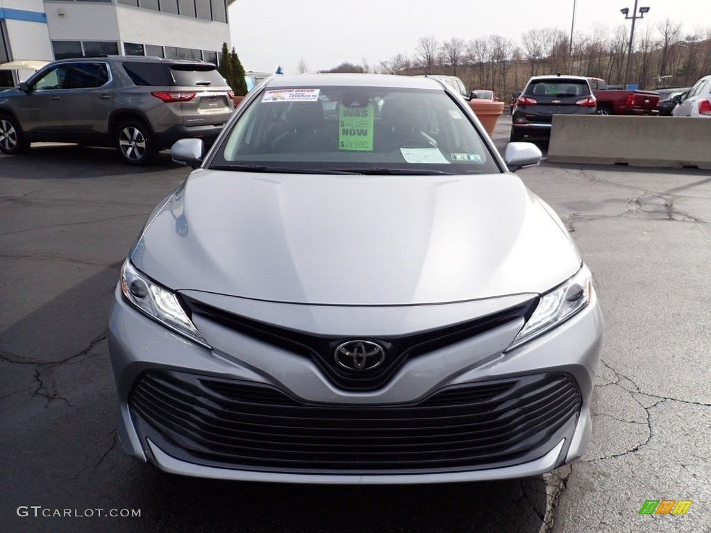 2019 Camry XLE - Celestial Silver Metallic / Ash photo #13