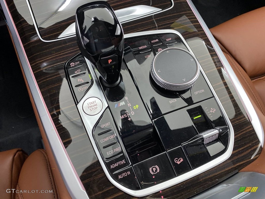 2021 BMW X7 M50i Controls Photo #141495533