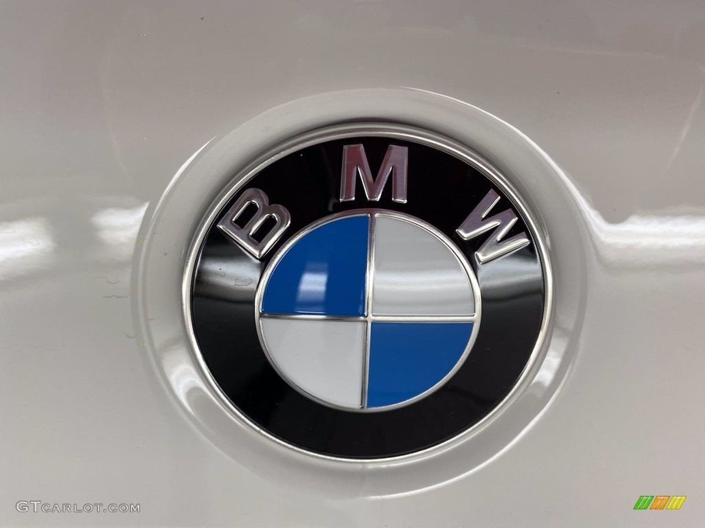 2021 3 Series 330i Sedan - Alpine White / Black photo #7