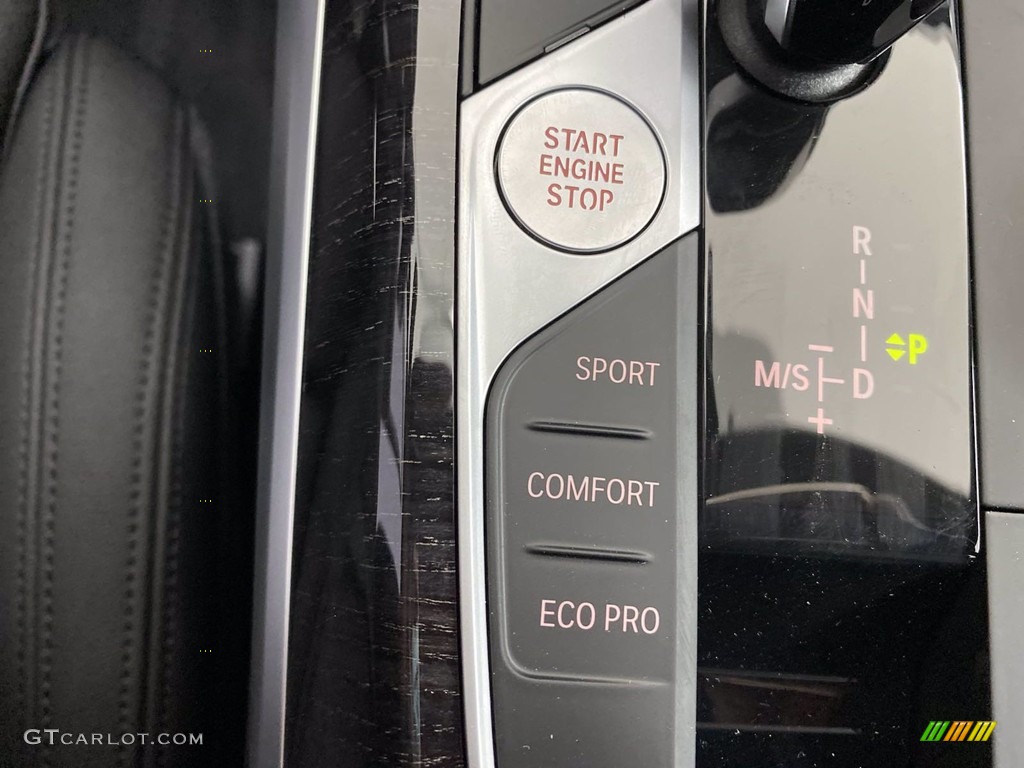 2021 3 Series 330i Sedan - Alpine White / Black photo #23