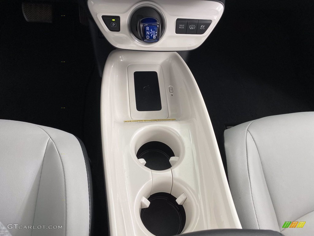 2017 Toyota Prius Prime Premium Controls Photo #141496645