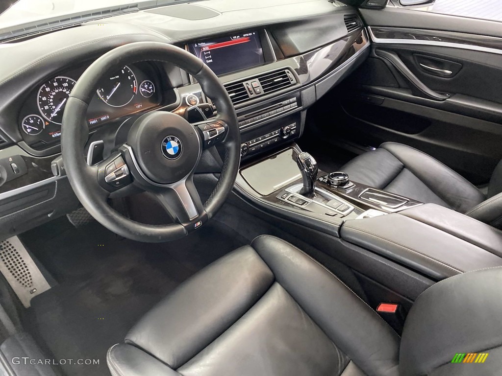 Black Interior 2015 BMW 5 Series 550i Sedan Photo #141498316
