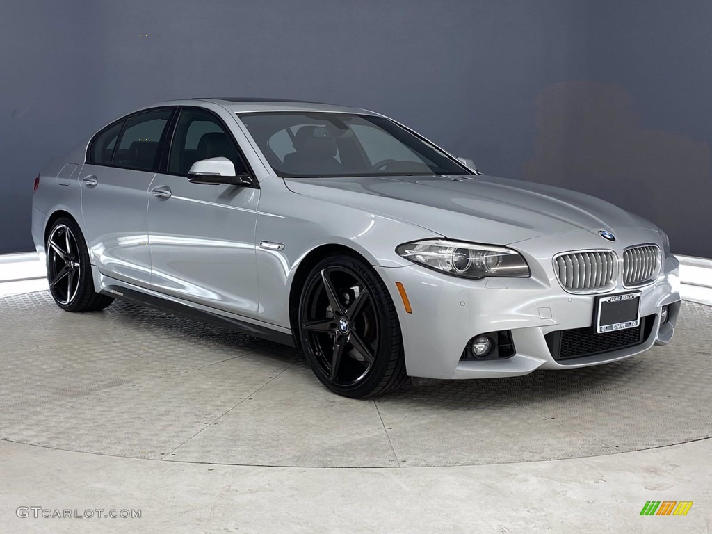 2015 BMW 5 Series 550i Sedan Exterior Photos