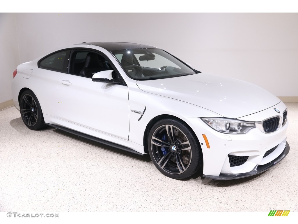 2016 M4 Coupe - Mineral White Metallic / Black photo #1