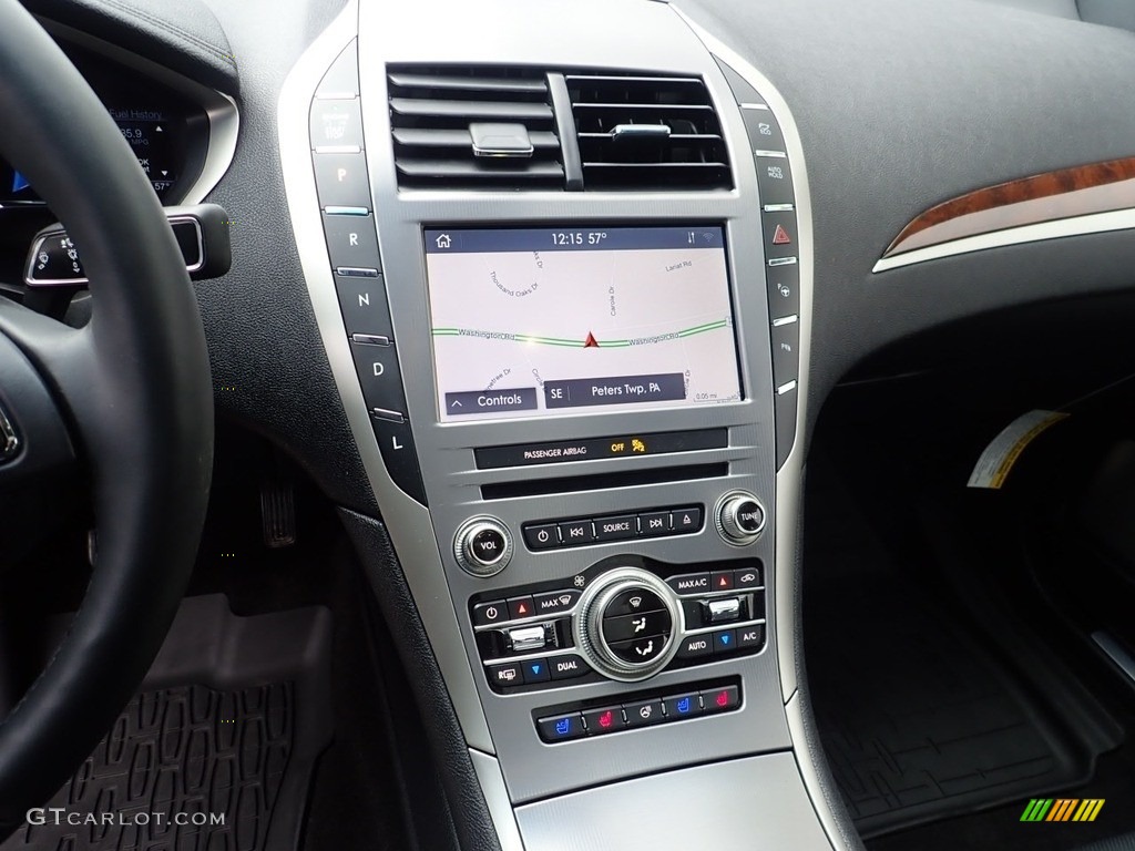 2020 Lincoln MKZ Hybrid Reserve Controls Photos