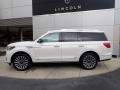 2019 White Platinum Metallic Tri-Coat Lincoln Navigator Reserve 4x4  photo #2