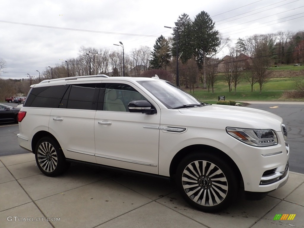 White Platinum Metallic Tri-Coat 2019 Lincoln Navigator Reserve 4x4 Exterior Photo #141507133