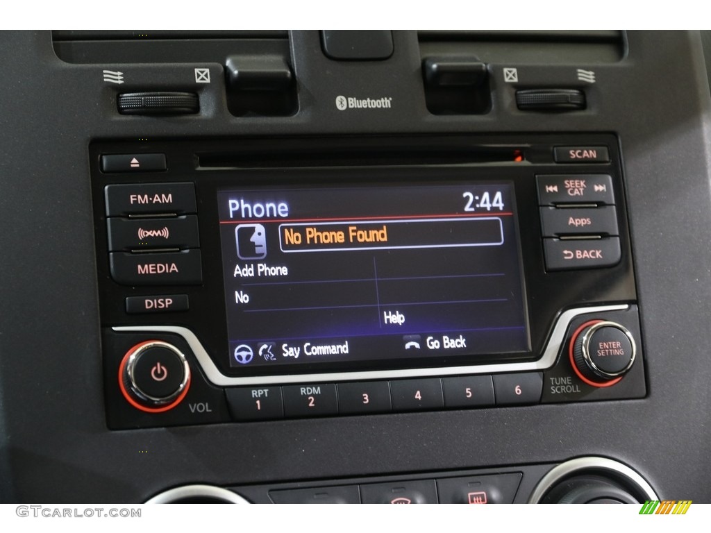 2016 Nissan LEAF S Controls Photo #141514861