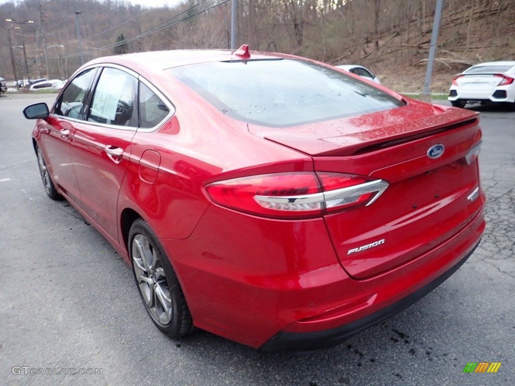 2020 Fusion Hybrid Titanium - Rapid Red / Ebony photo #5