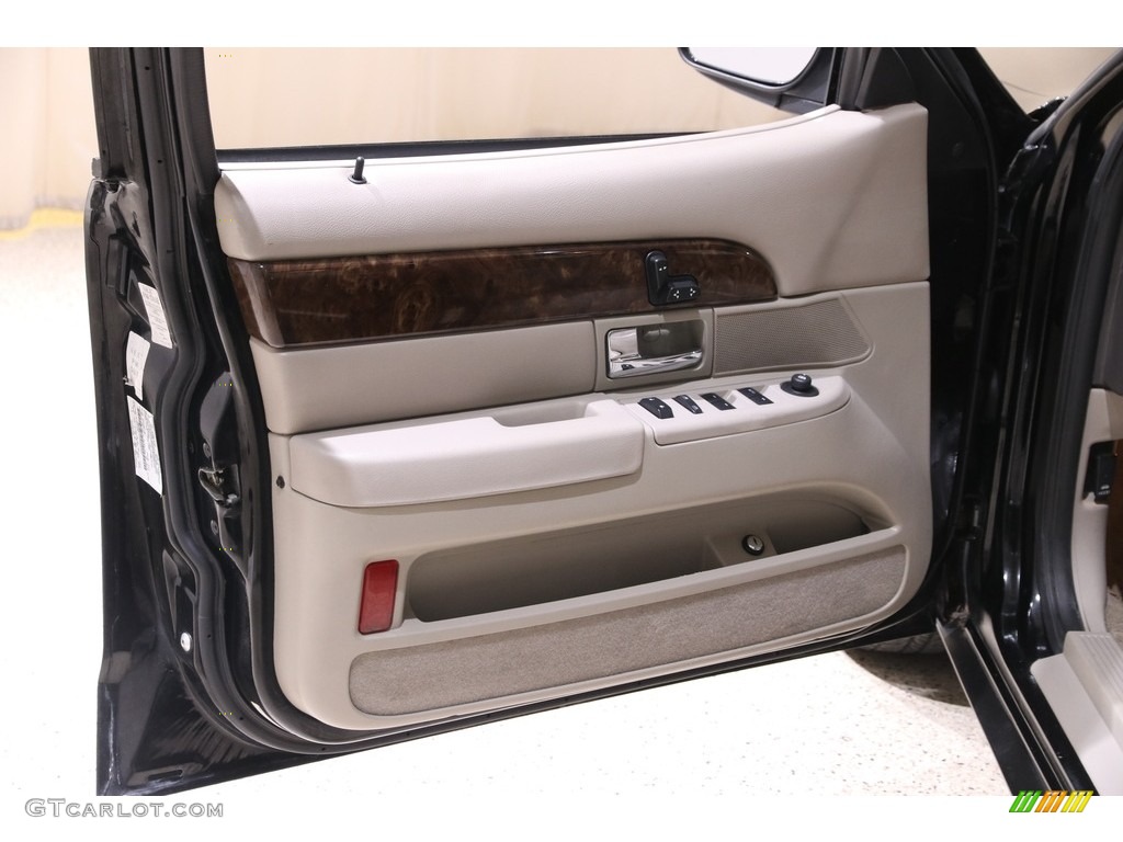 2011 Grand Marquis LS Ultimate Edition - Black / Light Camel photo #5