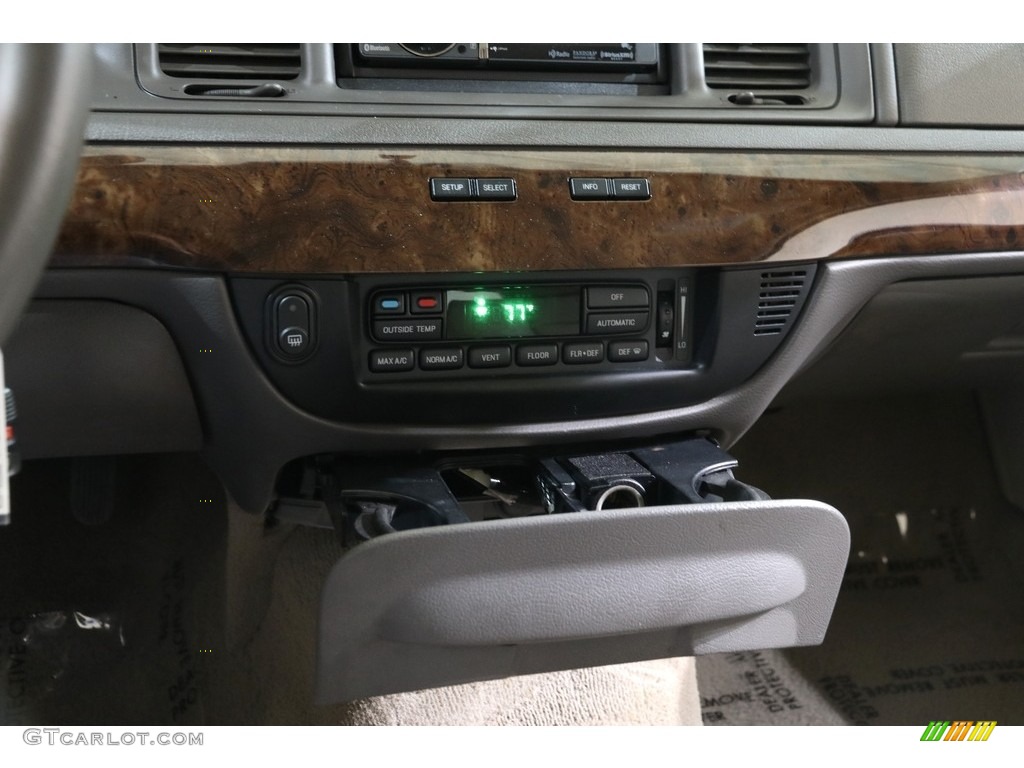 2011 Grand Marquis LS Ultimate Edition - Black / Light Camel photo #13