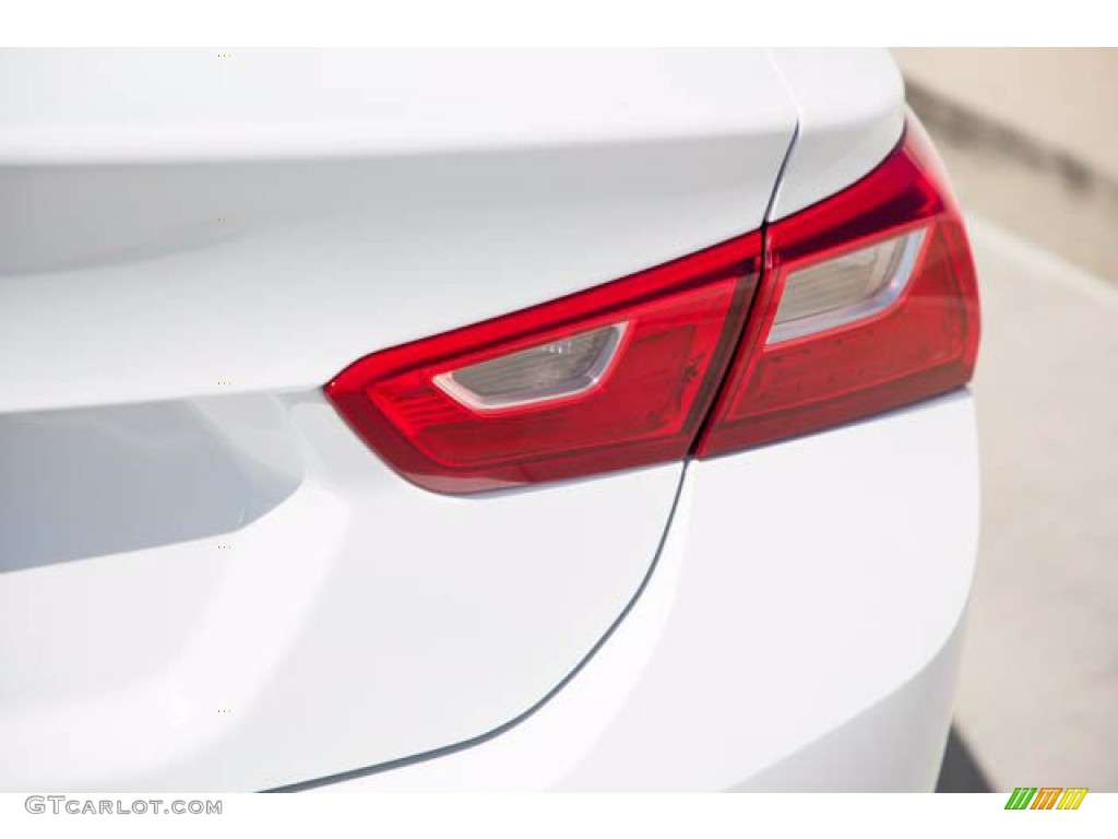 2018 Malibu LS - Summit White / Jet Black photo #13