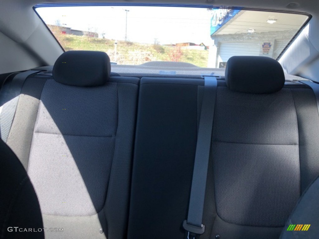 2021 Accent SE - Olympus Silver / Black photo #15