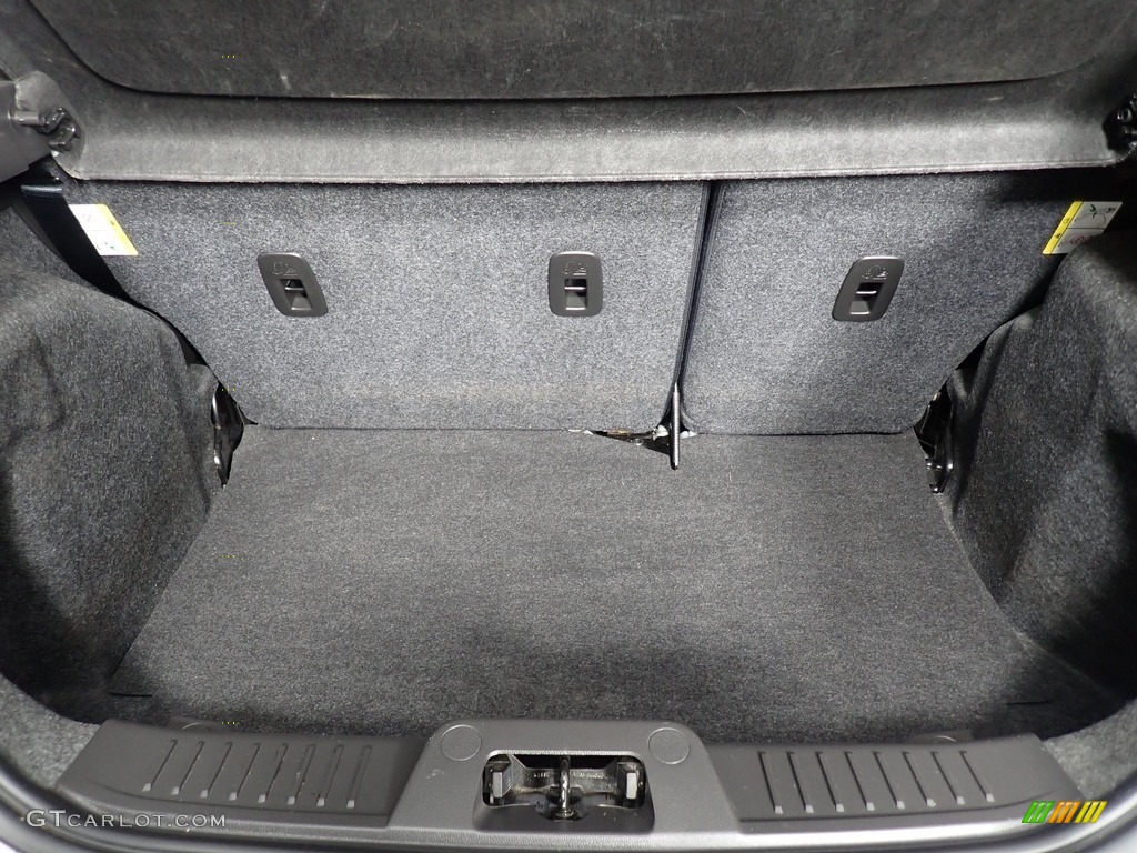 2018 Fiesta SE Hatchback - Ingot Silver / Charcoal Black photo #14