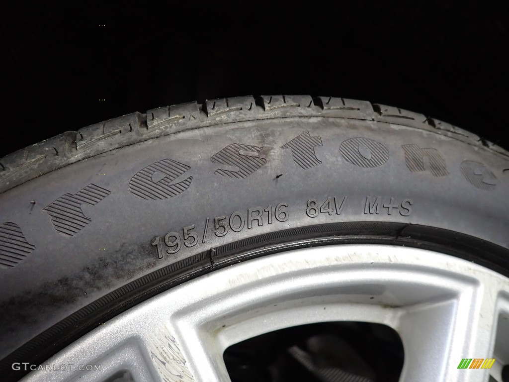 2018 Fiesta SE Hatchback - Ingot Silver / Charcoal Black photo #17