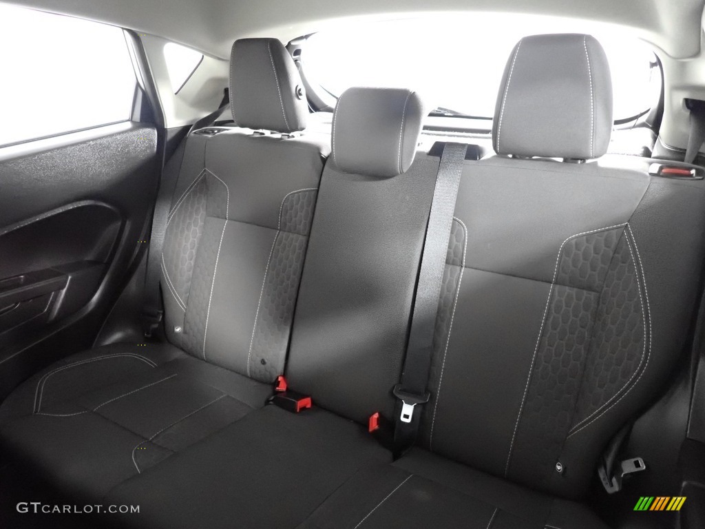 2018 Fiesta SE Hatchback - Ingot Silver / Charcoal Black photo #32