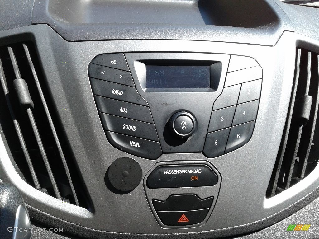 2015 Ford Transit Van 150 LR Regular Controls Photos