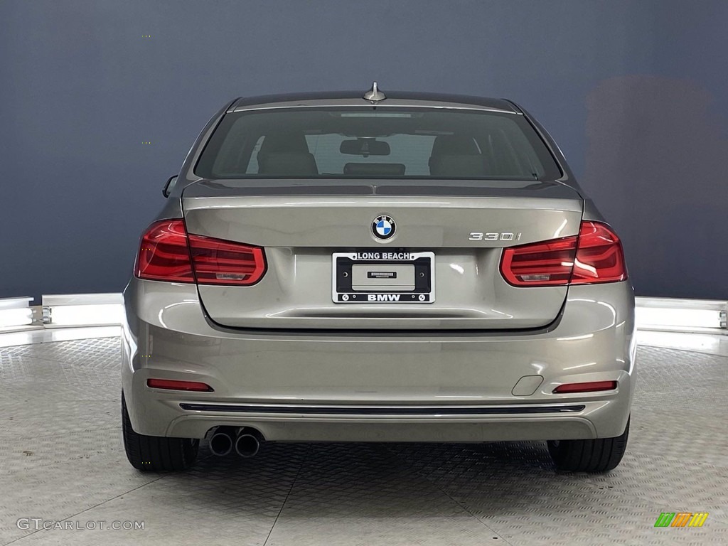 2018 3 Series 330i Sedan - Platinum Silver Metallic / Black photo #4