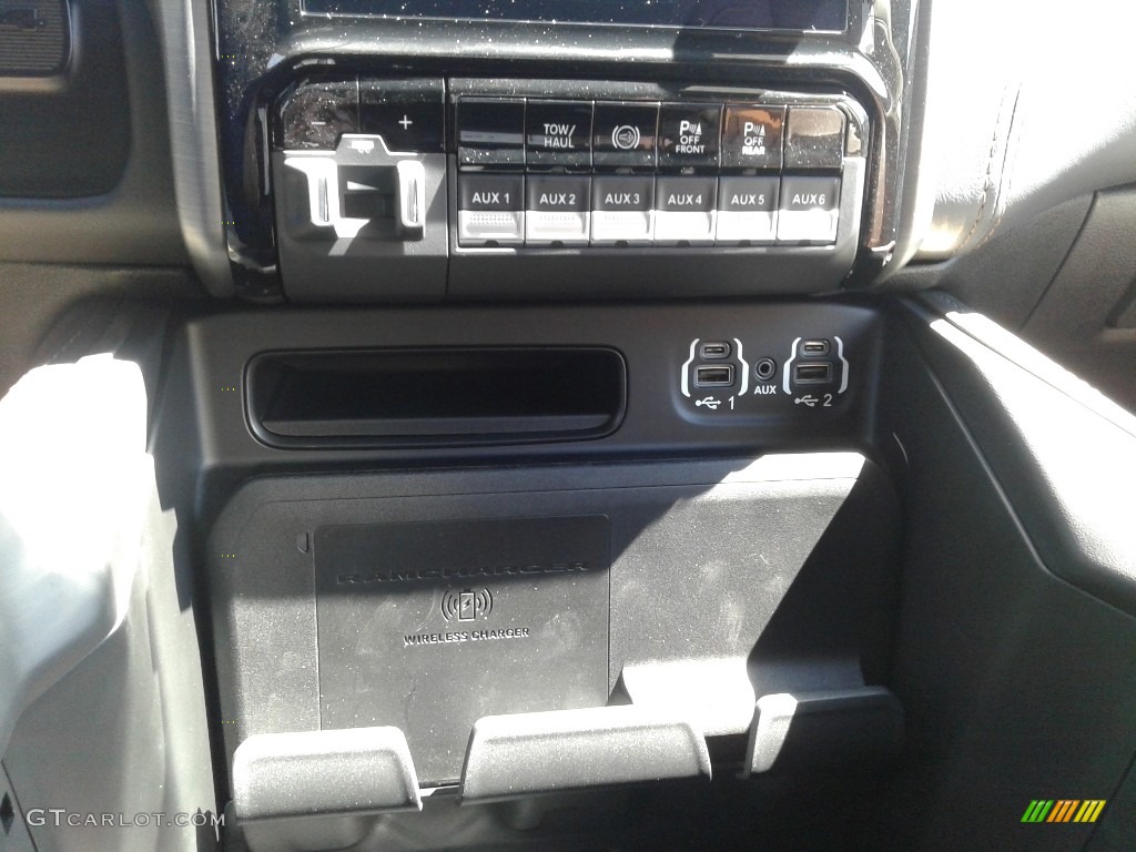 2021 3500 Limited Longhorn Mega Cab 4x4 - Pearl White / Cattle Tan/Black photo #30