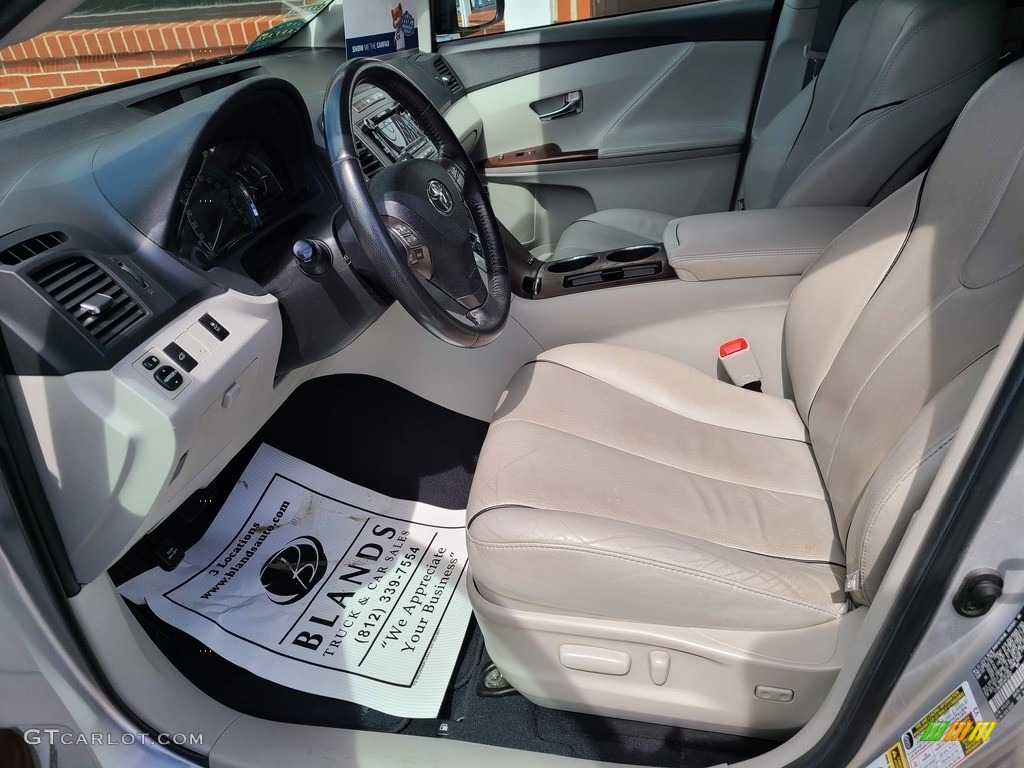 2010 Venza V6 AWD - Classic Silver Metallic / Gray photo #7