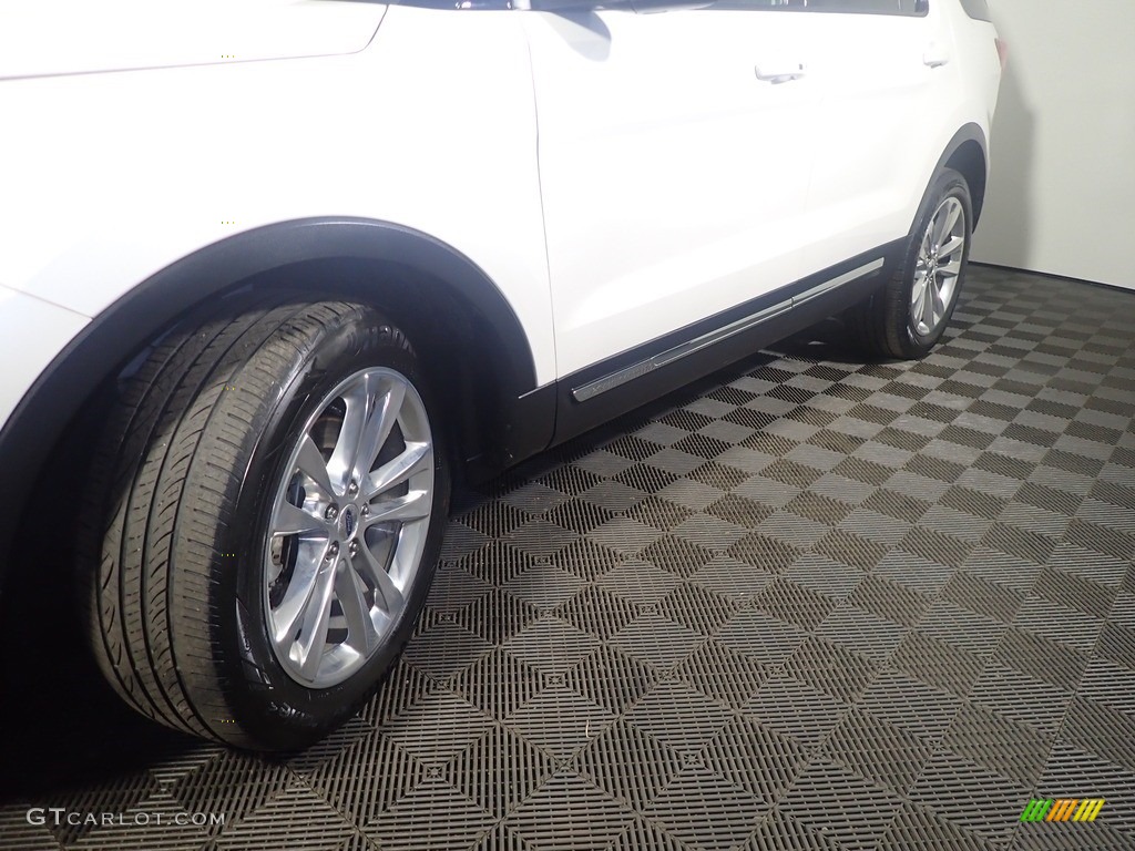 2018 Explorer XLT 4WD - Oxford White / Ebony Black photo #13
