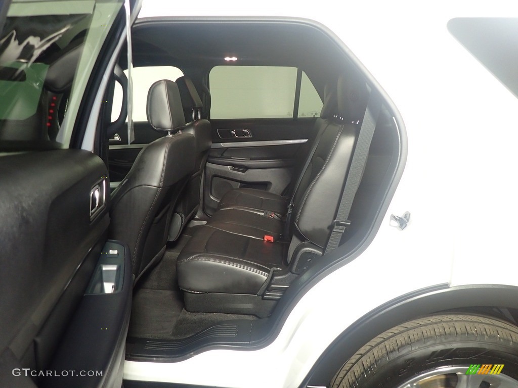 2018 Explorer XLT 4WD - Oxford White / Ebony Black photo #41