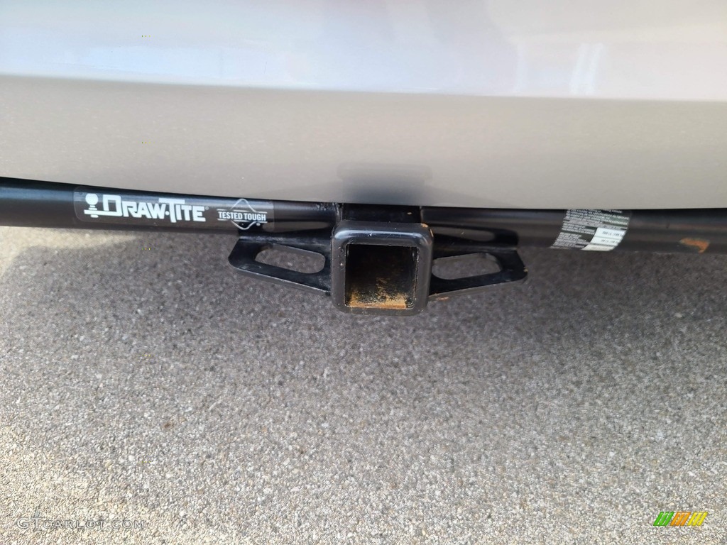 2010 Venza V6 AWD - Classic Silver Metallic / Gray photo #40