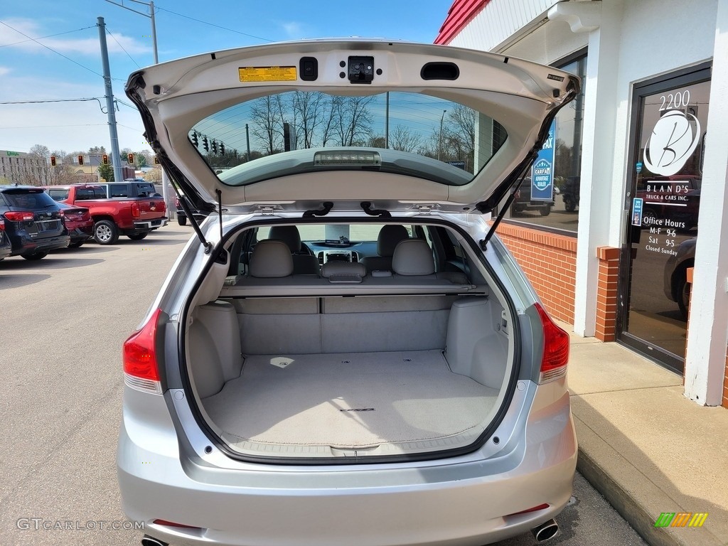 2010 Venza V6 AWD - Classic Silver Metallic / Gray photo #41