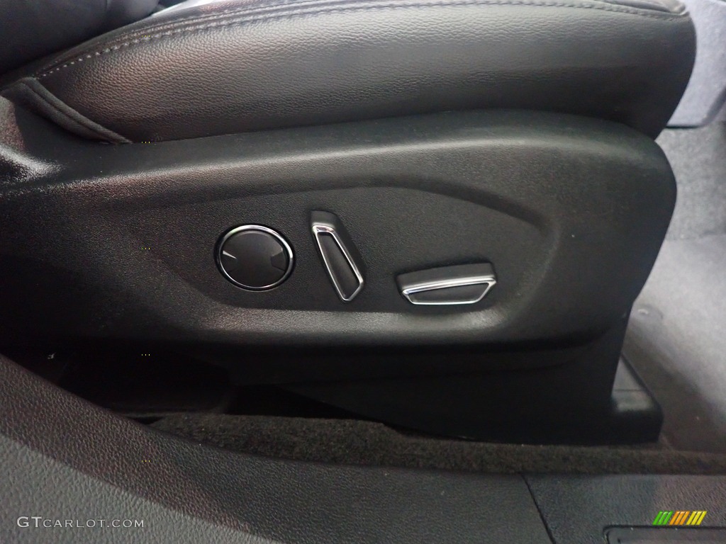 2018 Explorer XLT 4WD - Oxford White / Ebony Black photo #46