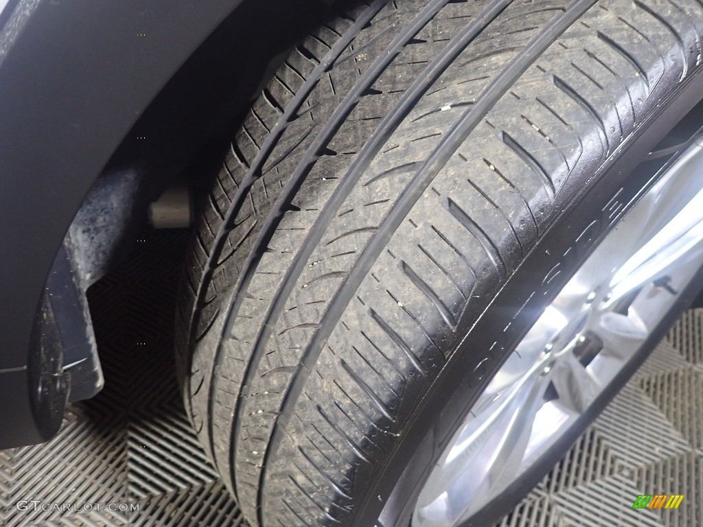 2018 Explorer XLT 4WD - Oxford White / Ebony Black photo #48