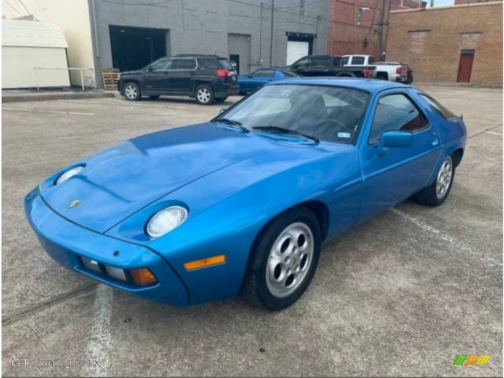 1980 Porsche 928 Standard 928 Model Exterior Photos