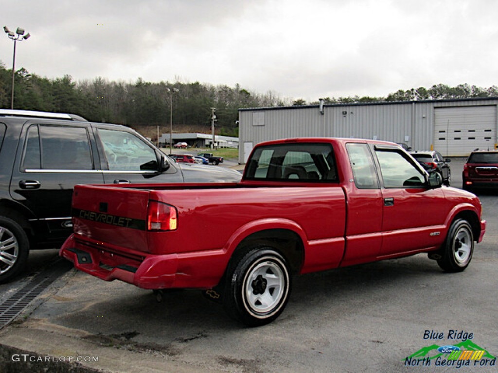 Bright Red 1994 Chevrolet S10 LS Extended Cab Exterior Photo #141533630