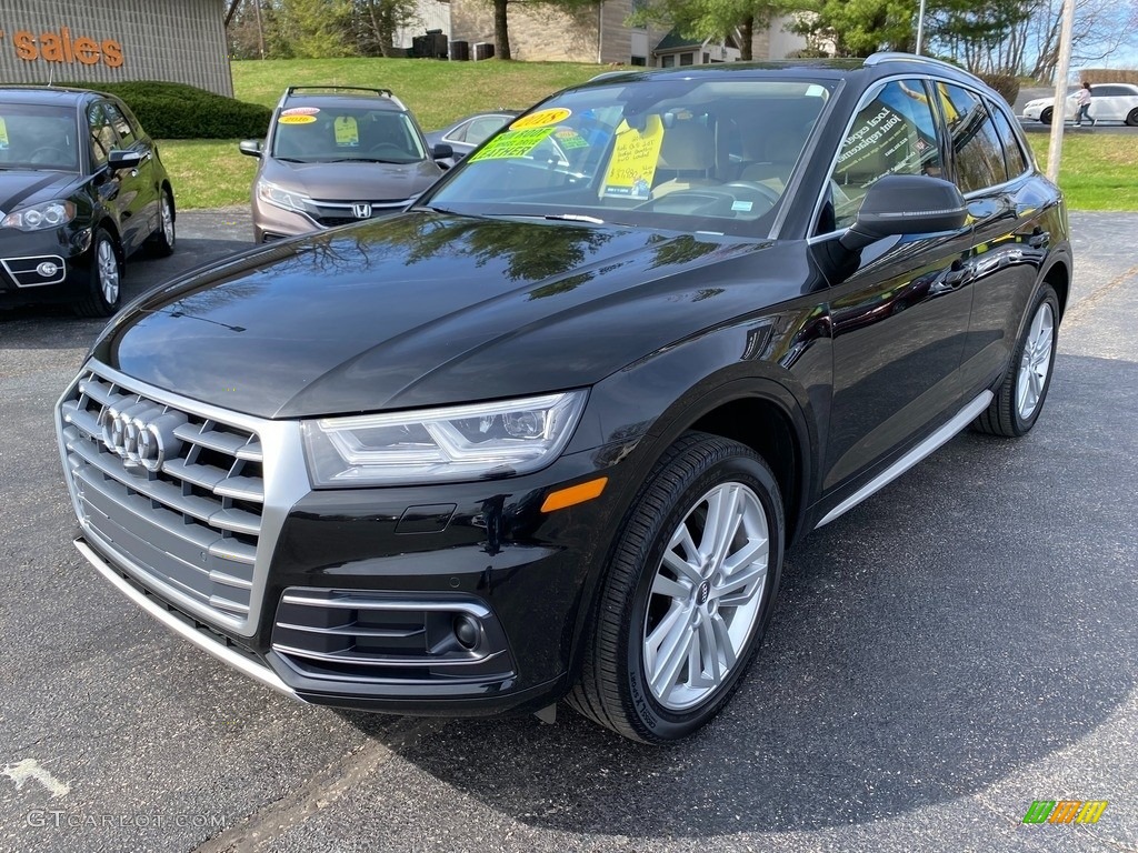 2018 Q5 2.0 TFSI Prestige quattro - Mythos Black Metallic / Atlas Beige photo #2