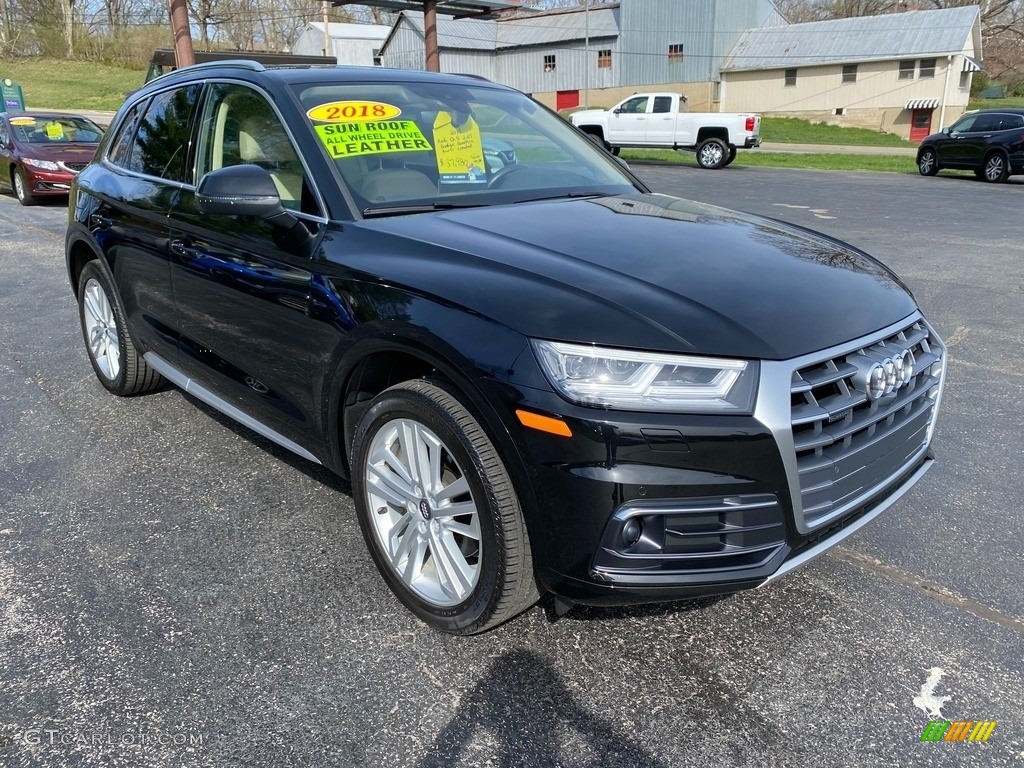 Mythos Black Metallic 2018 Audi Q5 2.0 TFSI Prestige quattro Exterior Photo #141535751