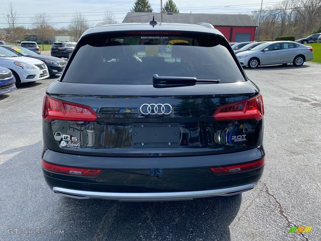 2018 Q5 2.0 TFSI Prestige quattro - Mythos Black Metallic / Atlas Beige photo #7