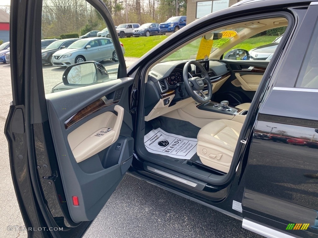 2018 Q5 2.0 TFSI Prestige quattro - Mythos Black Metallic / Atlas Beige photo #12