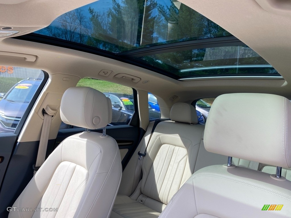 2018 Q5 2.0 TFSI Prestige quattro - Mythos Black Metallic / Atlas Beige photo #66