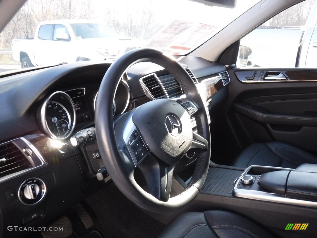 2015 ML 350 4Matic - Polar White / Black photo #23