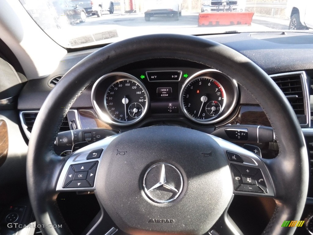 2015 ML 350 4Matic - Polar White / Black photo #25