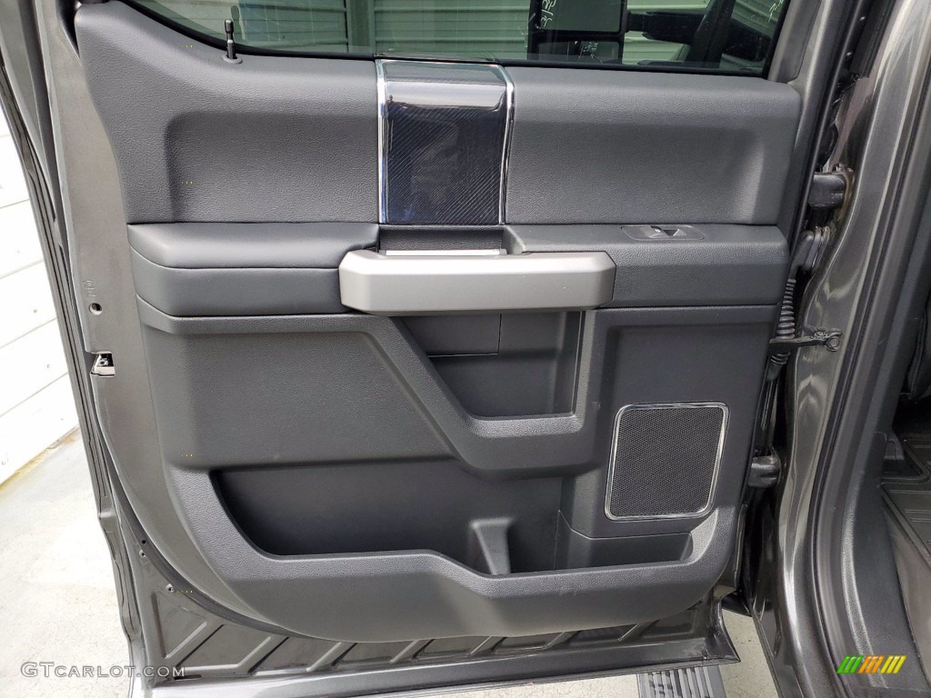 2020 F250 Super Duty Platinum Crew Cab 4x4 - Silver Spruce / Black photo #26