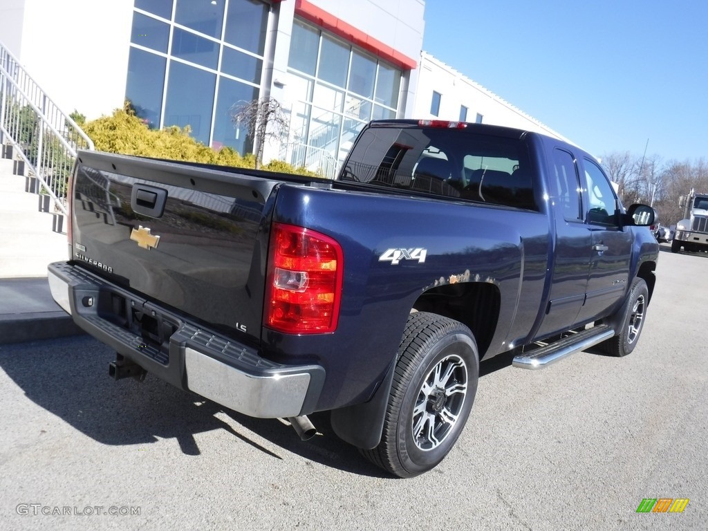 2011 Silverado 1500 LS Extended Cab 4x4 - Blue Granite Metallic / Dark Titanium photo #14