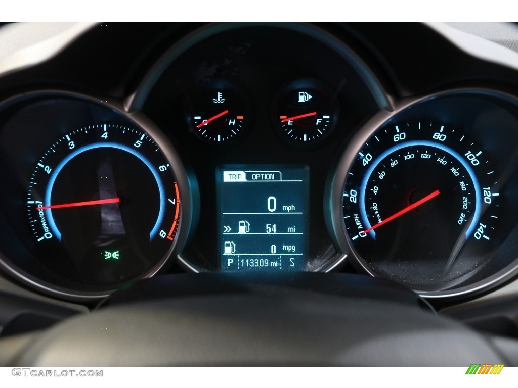 2014 Cruze LS - Champagne Silver Metallic / Jet Black/Medium Titanium photo #8
