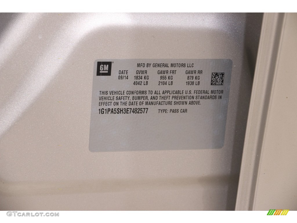 2014 Cruze LS - Champagne Silver Metallic / Jet Black/Medium Titanium photo #17