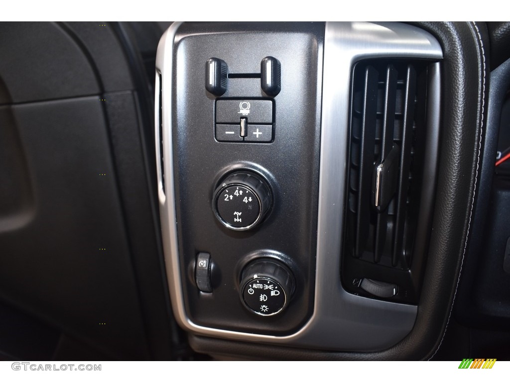 2016 GMC Sierra 3500HD SLE Crew Cab 4x4 Controls Photo #141540900
