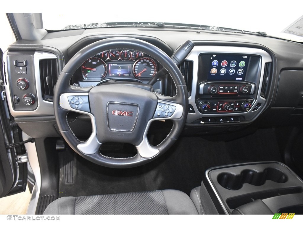 2016 GMC Sierra 3500HD SLE Crew Cab 4x4 Dashboard Photos